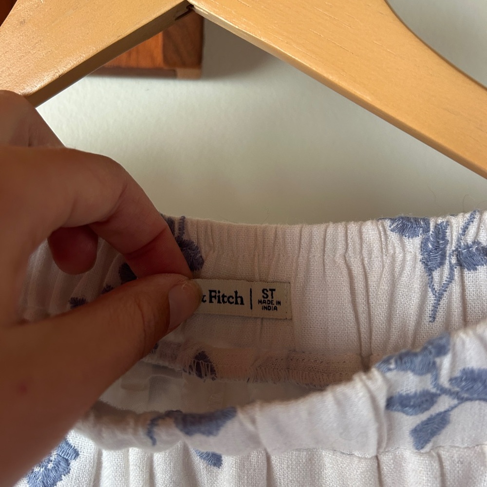 Abercrombie & Fitch Blue Floral on White Skirt